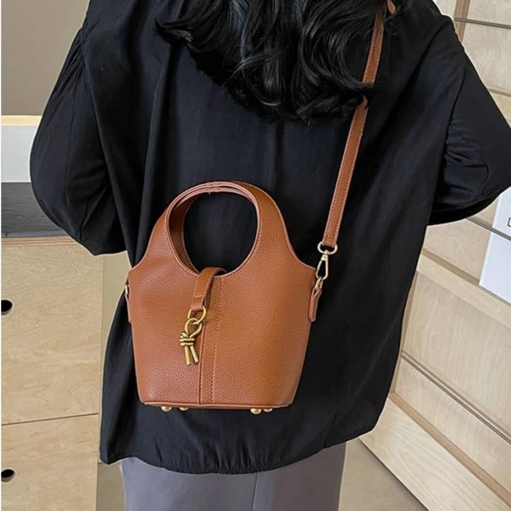 Top handle leather bucket bag with crossbody strap small size in honey brown